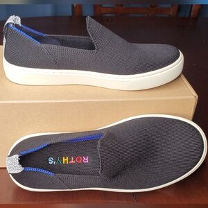 ROTHY'S THE KIDS SNEAKER IN BLACK